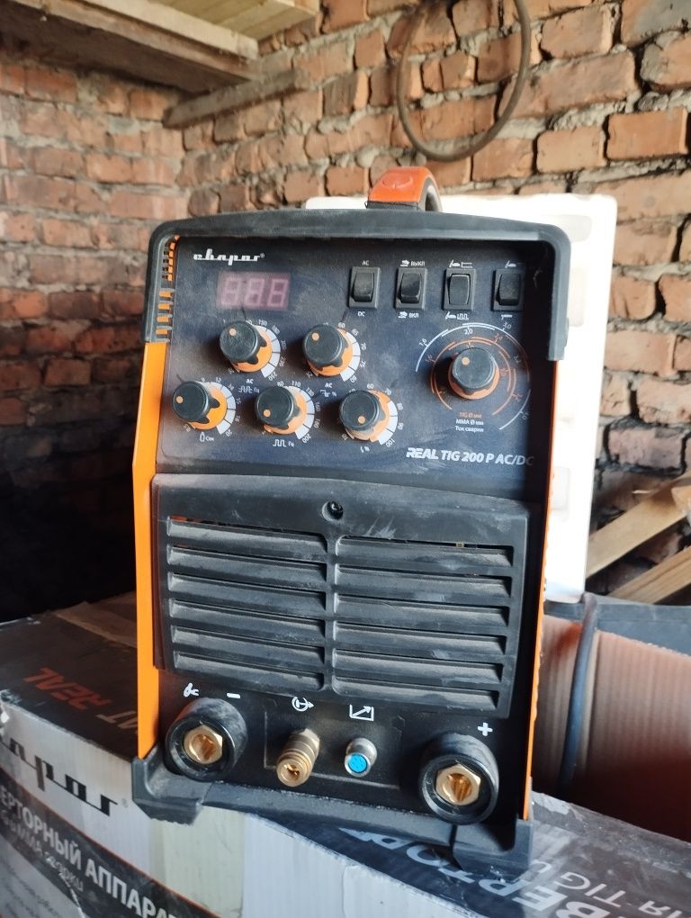 Сварочный аппарат Аргон, JASIC REAL TIG 200 P AC/DC
