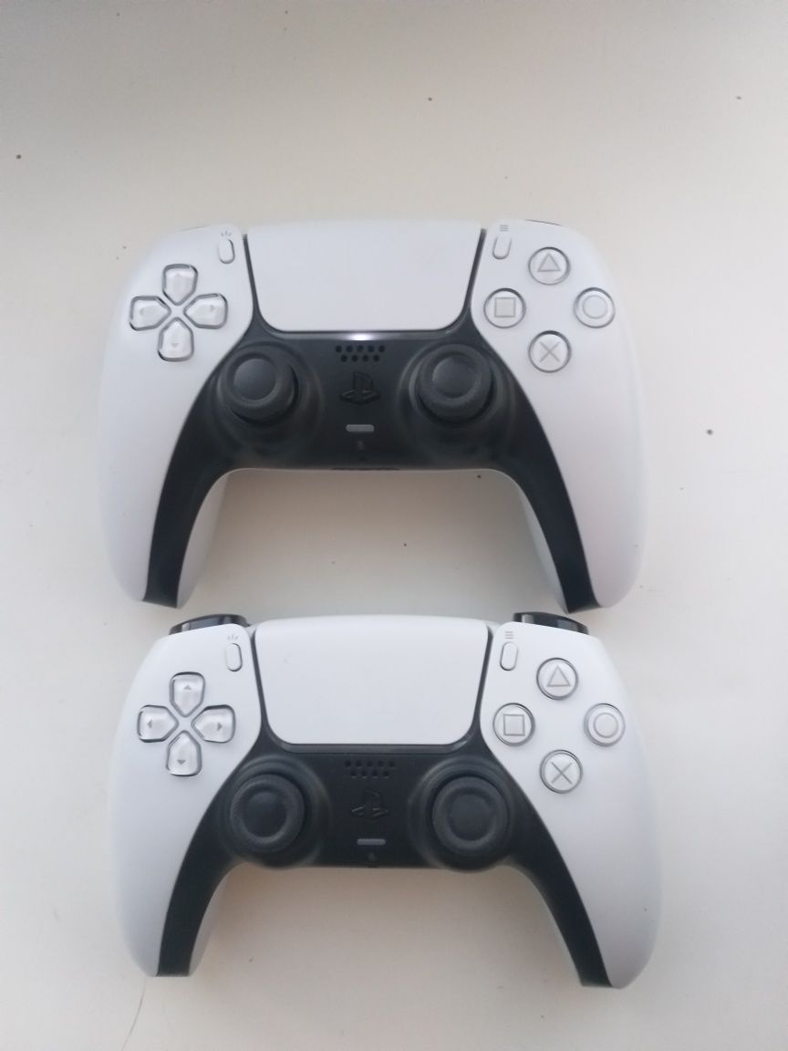 Продам PS5slim 2джойстика