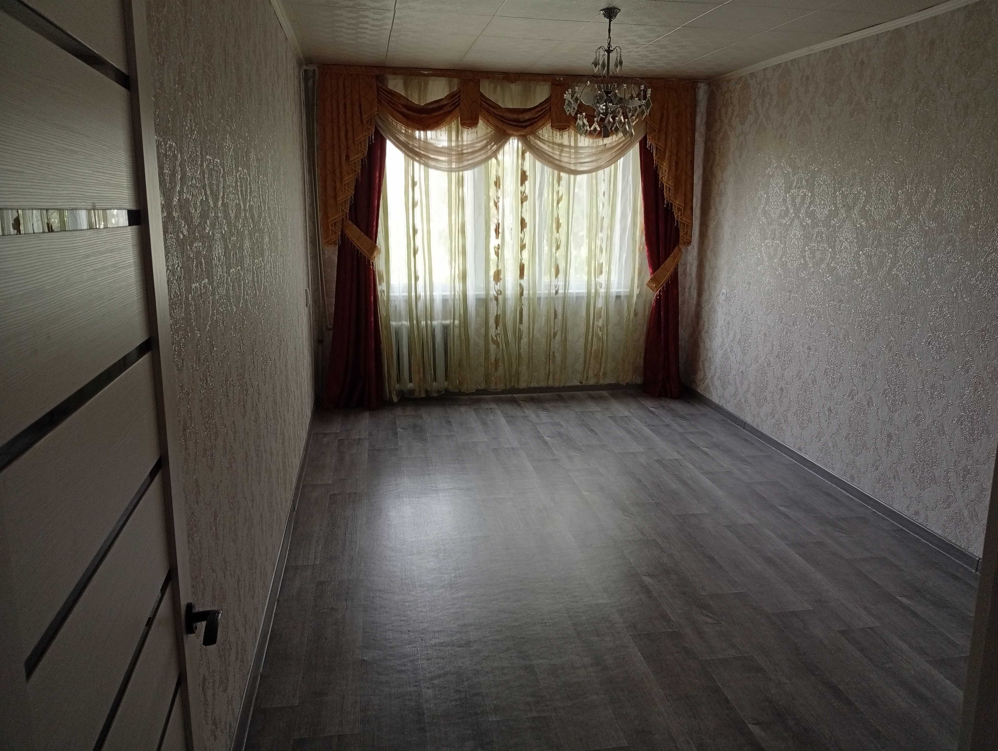продам 2х комнатную