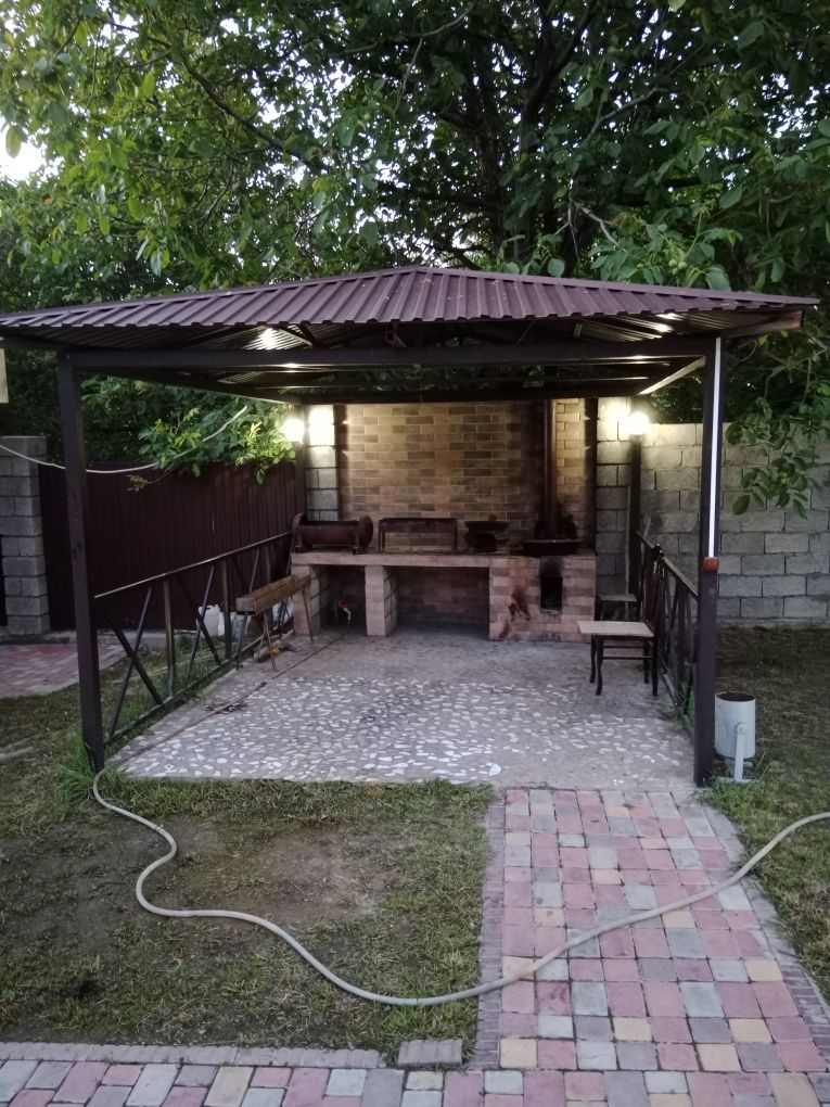 Айна Коттедж Біркөлік