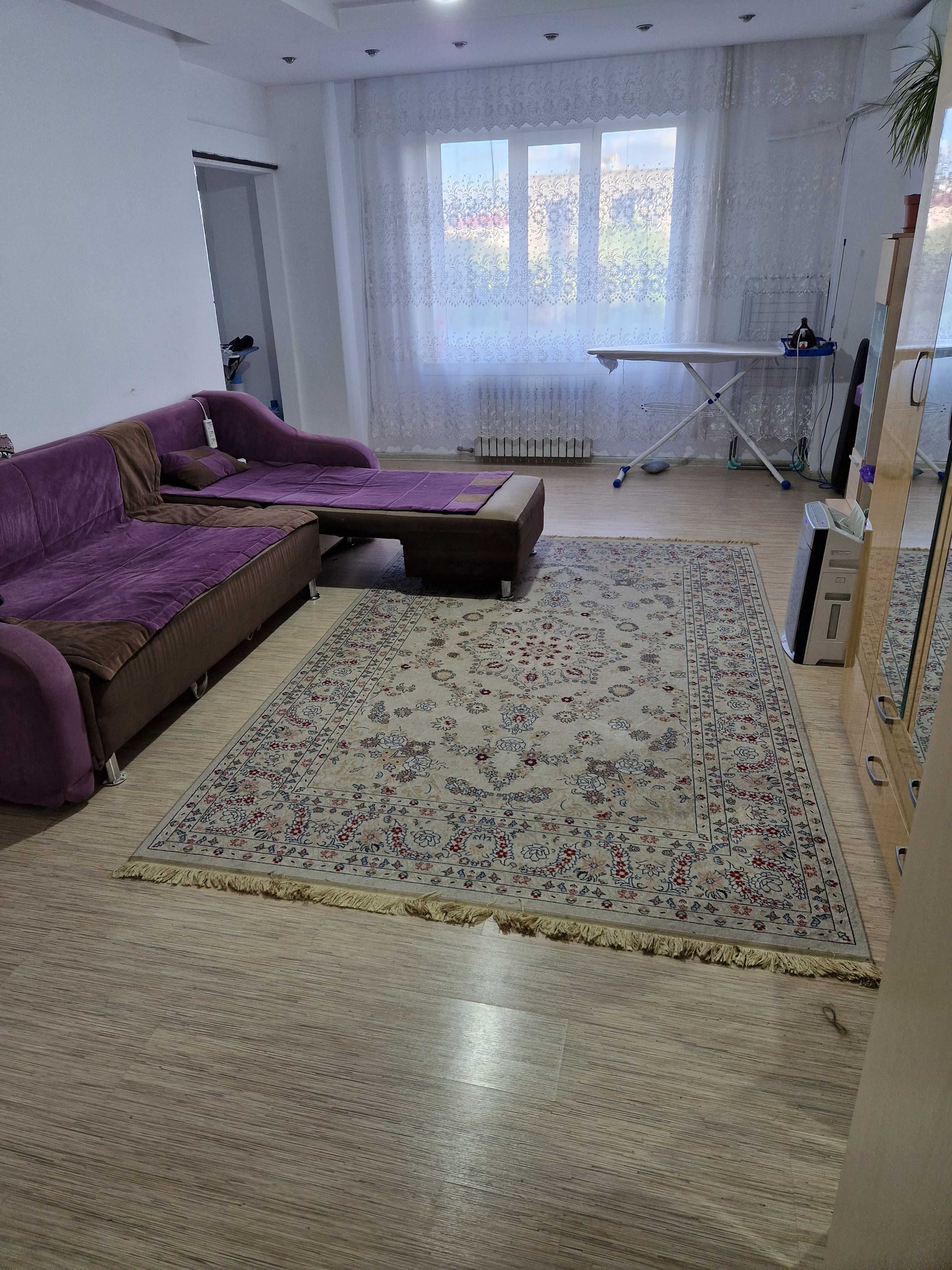 Срочно продам угловой диван