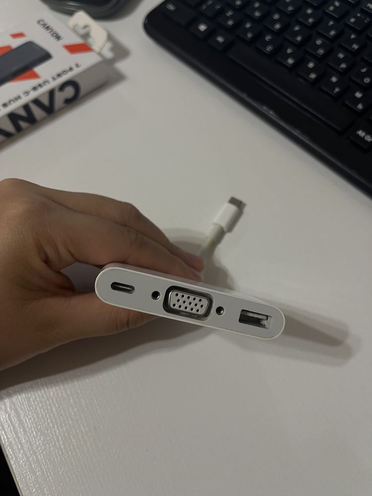Переходник Apple USB-C-VGA