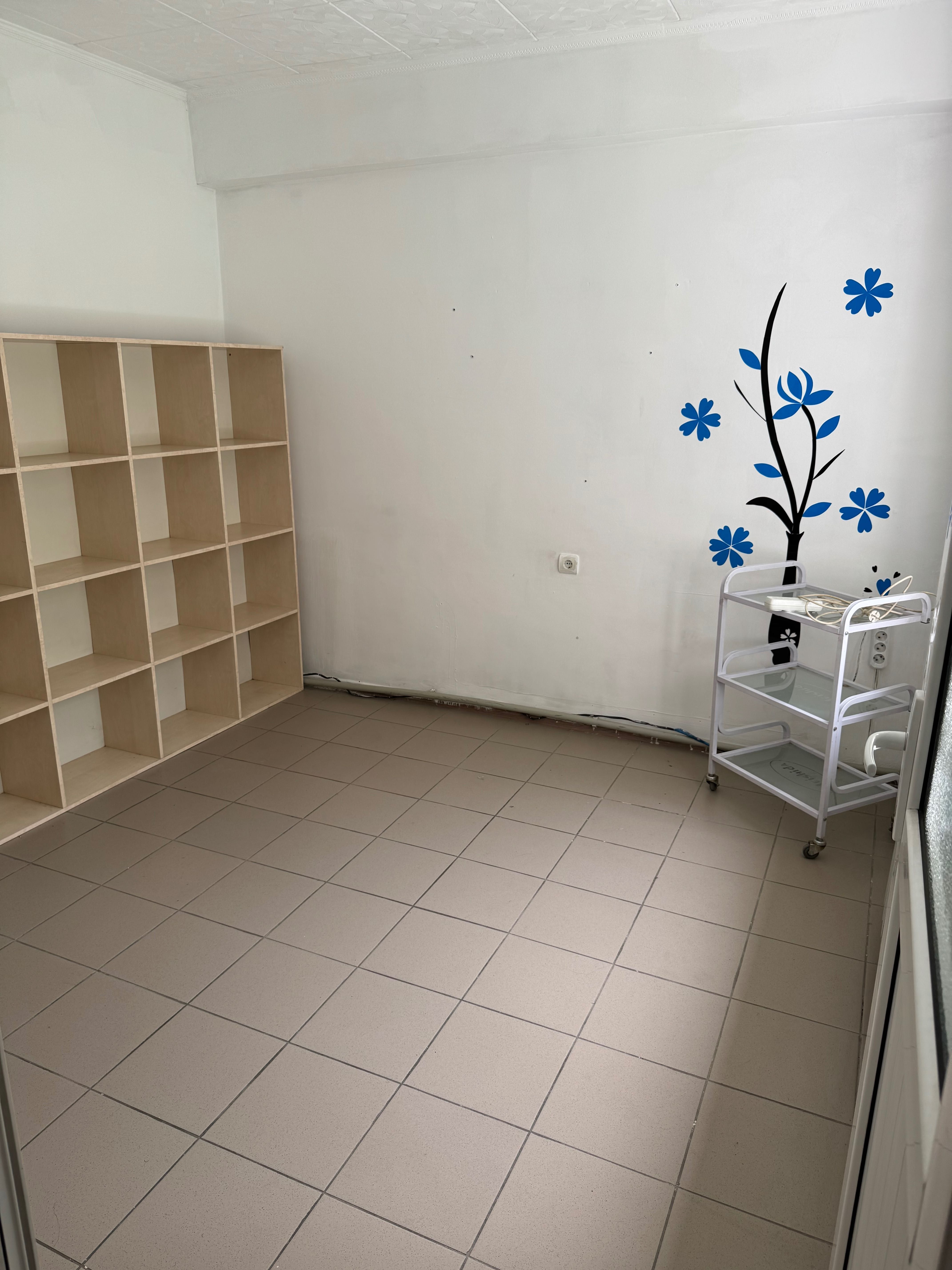 Сдам помещение в салоне красоты