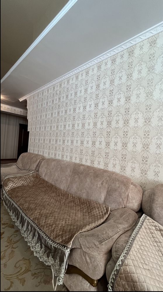 Продам диван красивый