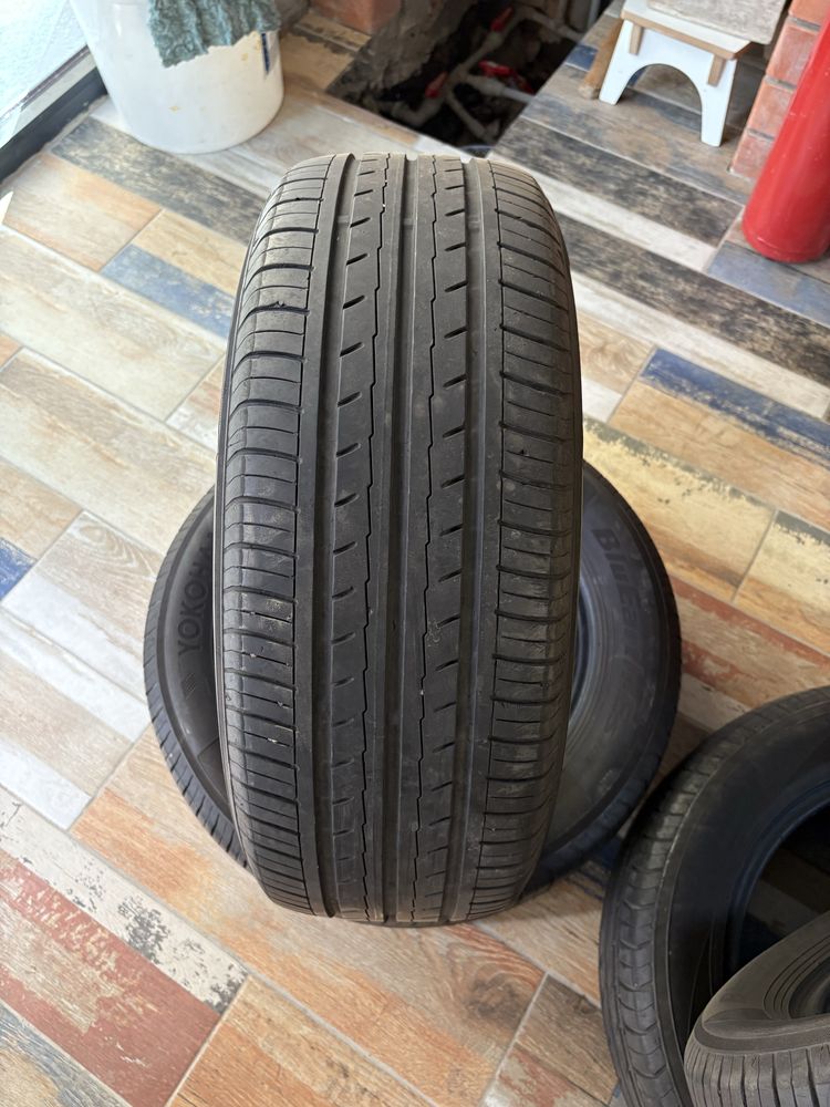 Шины YOKOHAMA 215/60 R16 99V