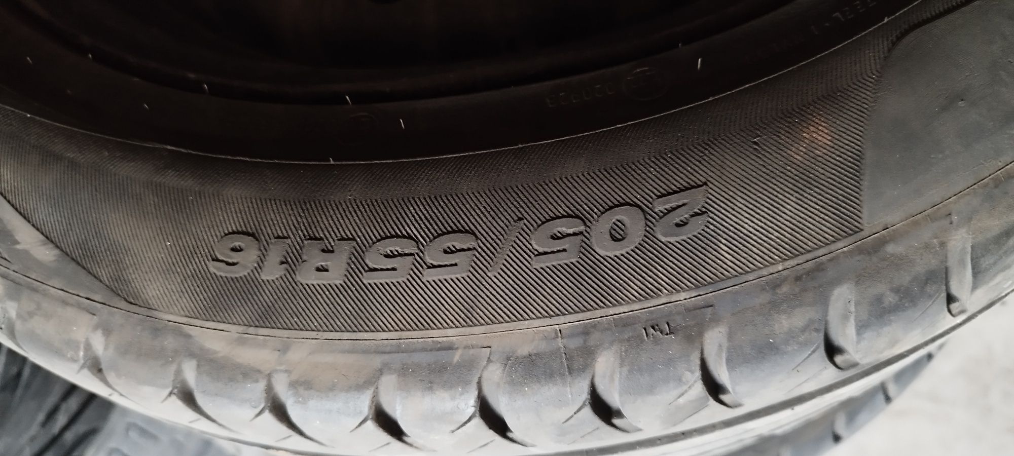 Продам летние шины 205/55/16