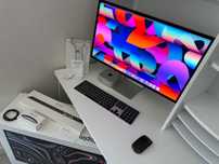полный комплект стационарного компьютера apple Mac mini Display