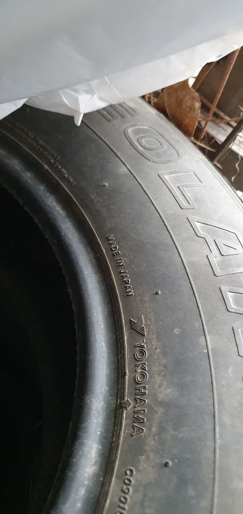 Продам шины бу 5 колёс на джип