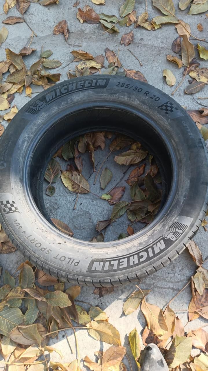 2 шт MICHElIN 285/50 R 20