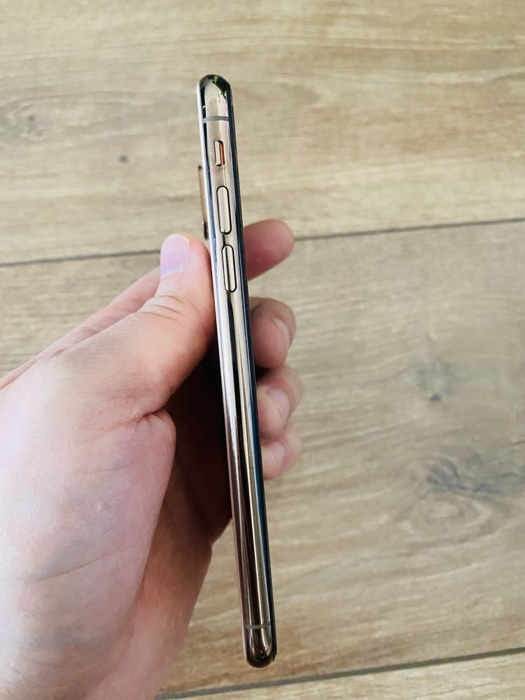 Apple iphone XS 64GB