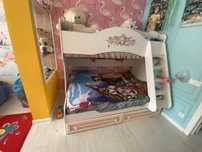 Срочно продам кровать двухярусную