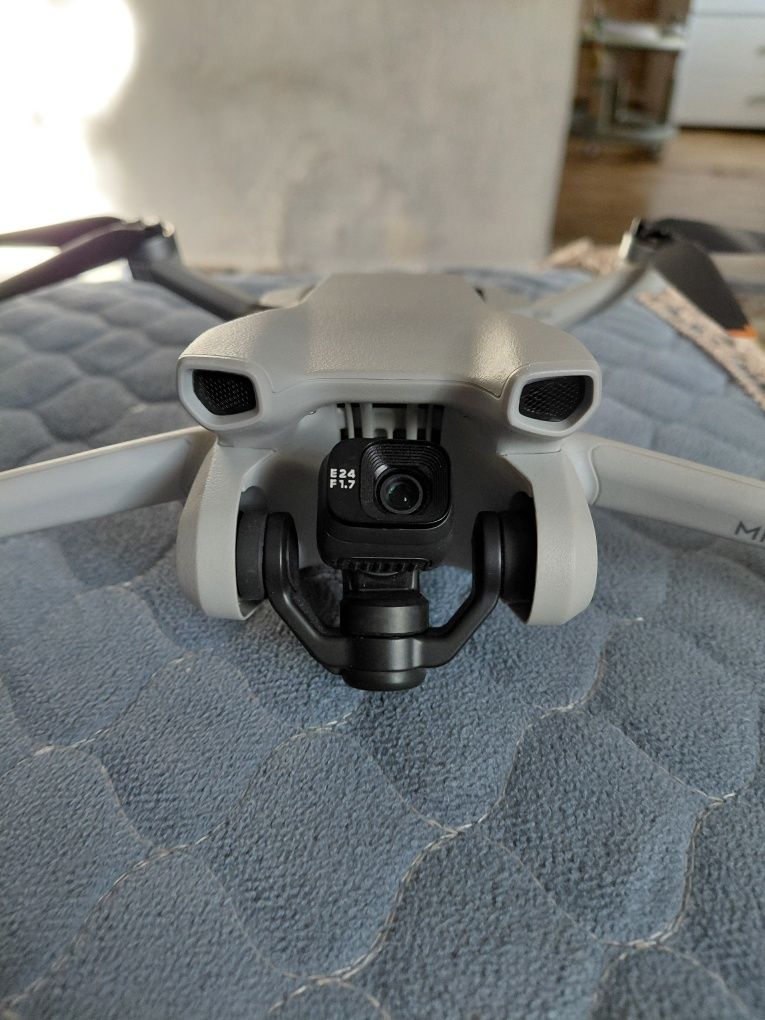 Дрон DJI дрон дрон