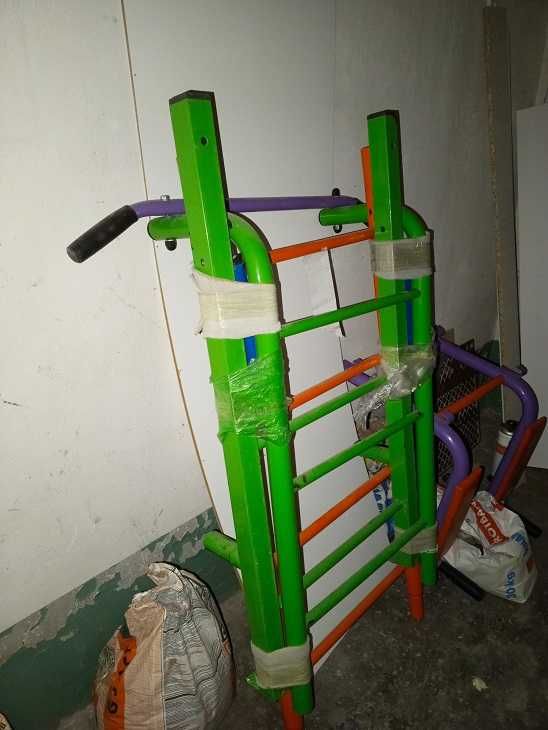 Продам шведскую стенку