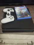 PS 4 Slim + 3 джойстика