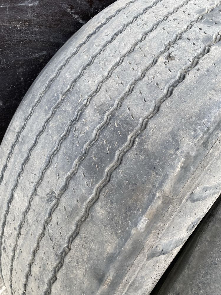 Продам балонны прицепные 385/65/r22.5