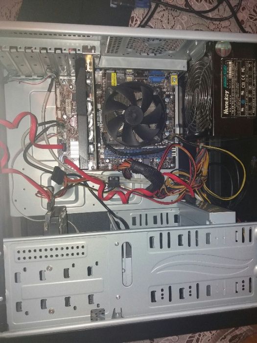 системный блок и монитор22 core i7- 2 поколение 3,40 Ghz 4-ядерный