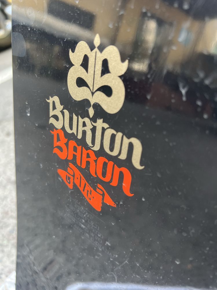 Продам сноуборд Burton