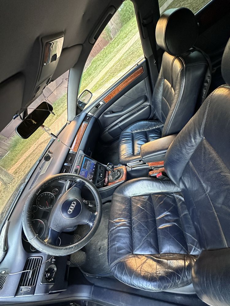 Продам автомобиль Audi A6 С5