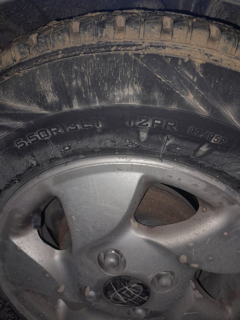 Продам шины 5.50r13