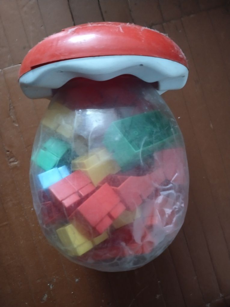 Развивающие игрушки