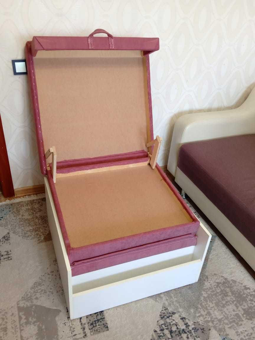 Пуфик - кровать - стол