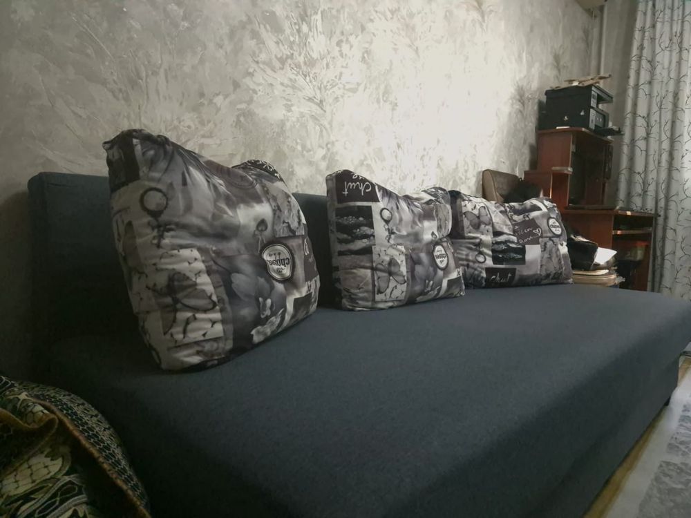 Продаются два дивана