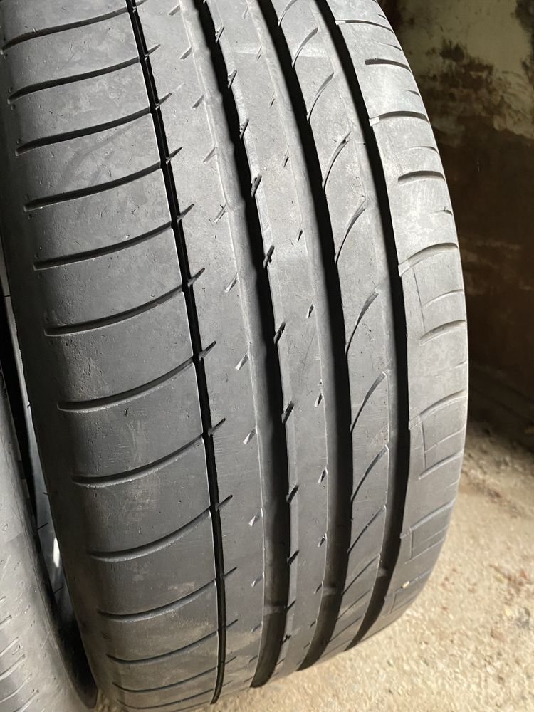 235/50/18 пара бу данлоп