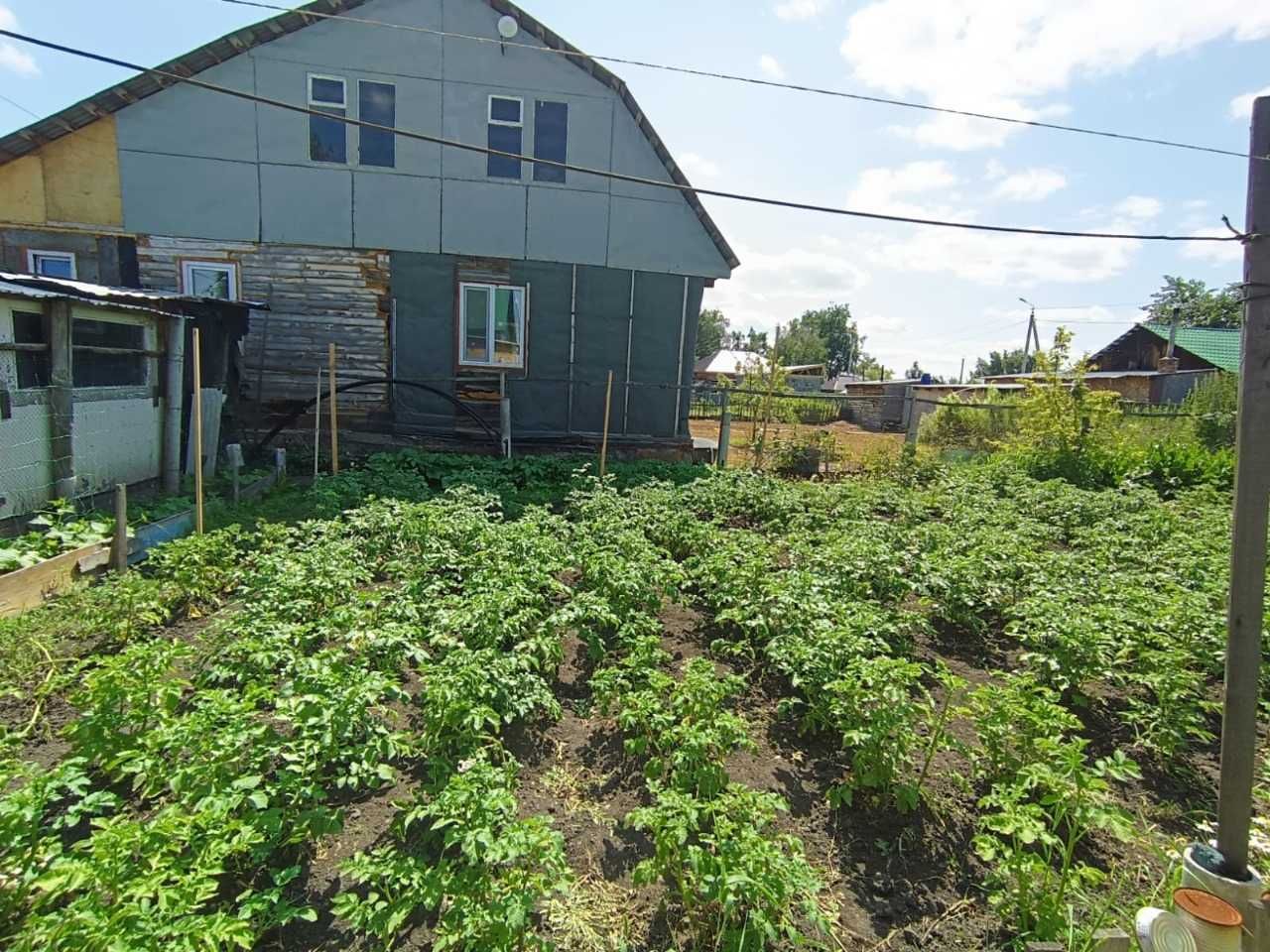 В продаже Частный Дом расположенный в рабочем поселке.