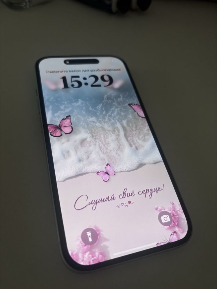 Iphone 15/256 гб аккумулятор 93