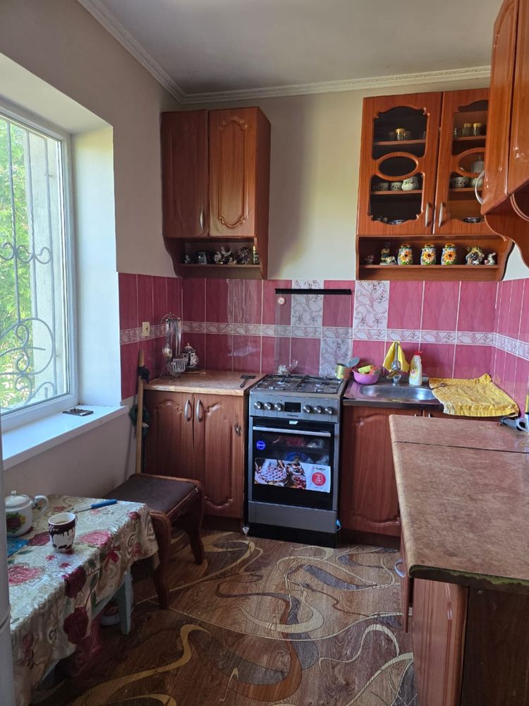 Продам частный дом , в хорошем состоянии срочно .