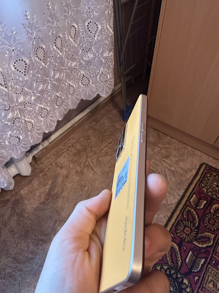 Продам OPPO Reno 7