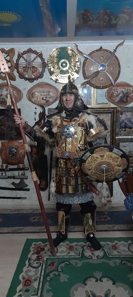 Историческая Военная Одежда.