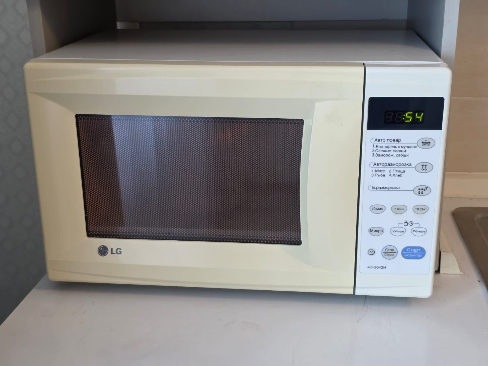 Микроволновая Panasonic работает хорошо