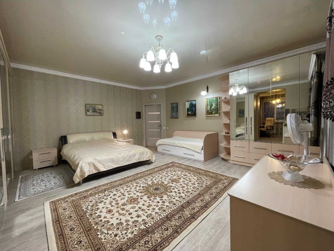 Продается дом на Кунгее, 20 соток земли.