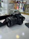 Срочно продам фотоаппарат Канон 550д