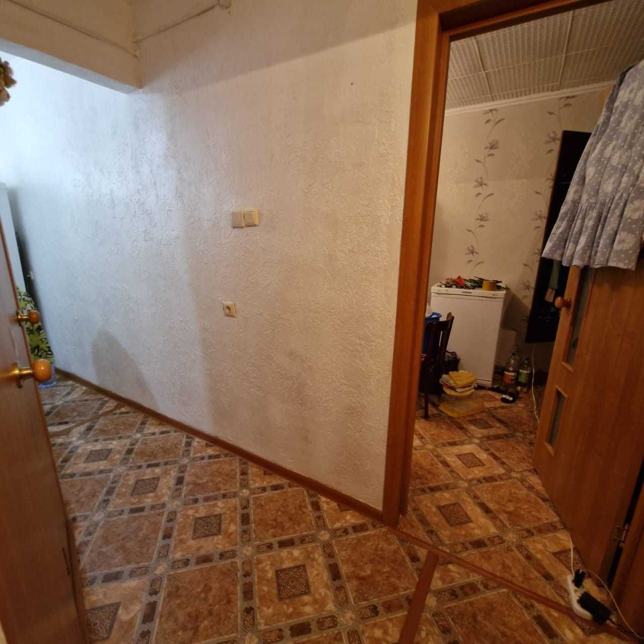 Продам двухкомнатную квартиру рн 20 школа, Зачаганск