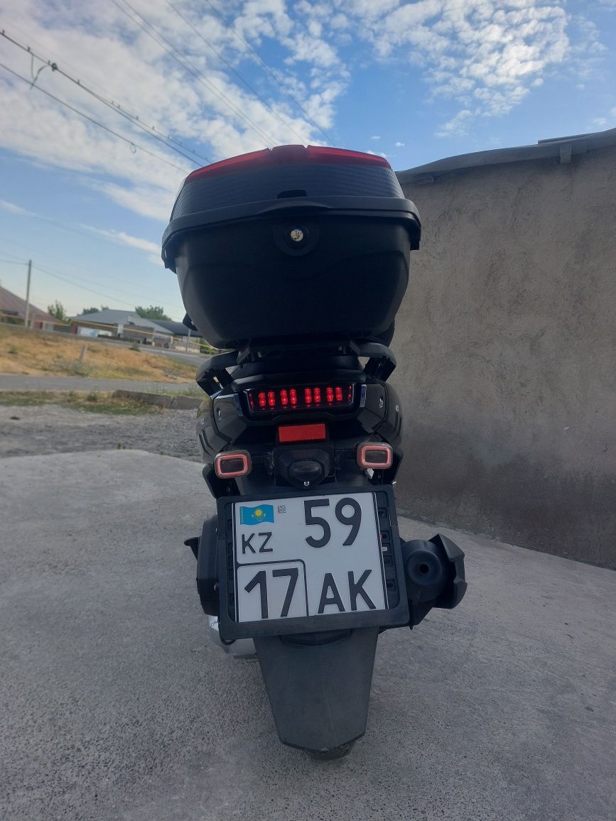 Продам скутер срочно