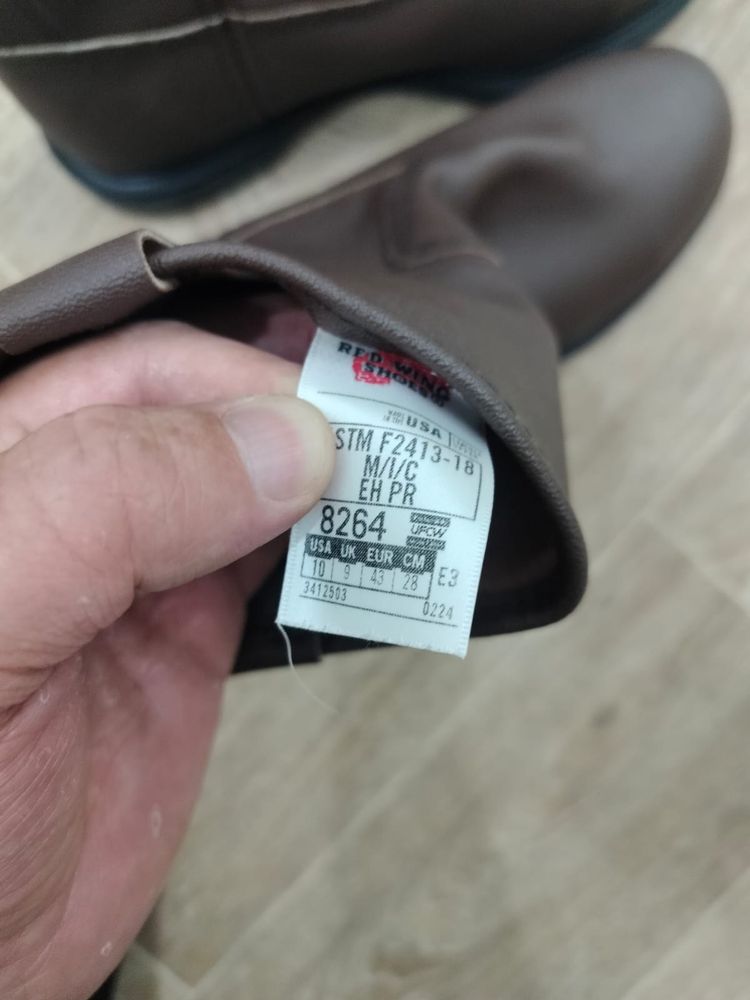 Продам спец обувь