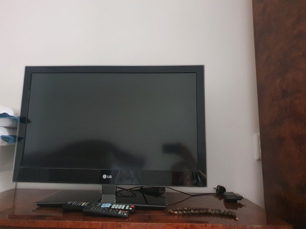 Продаю Телевизор LG супер качества.