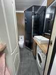 Абая 21 квартира очень чистая и светлая,расположена вдоль трассы