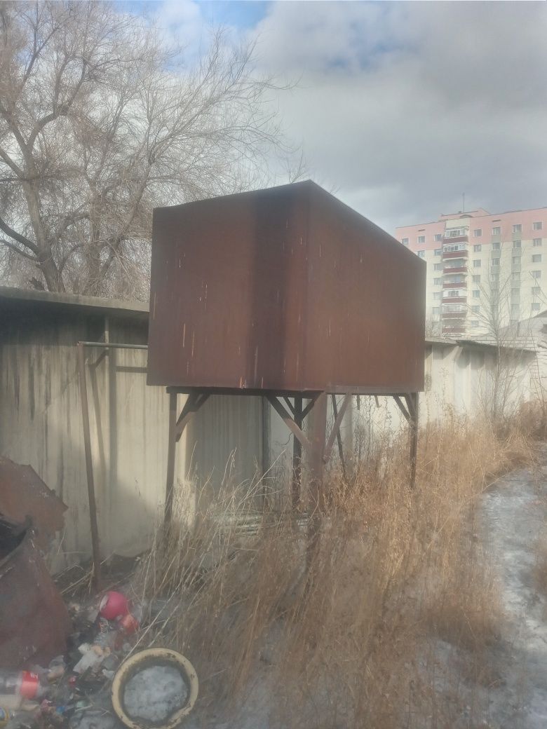 Емкость для воды  объем 3 м3 из стали 3мм для дачников и дома