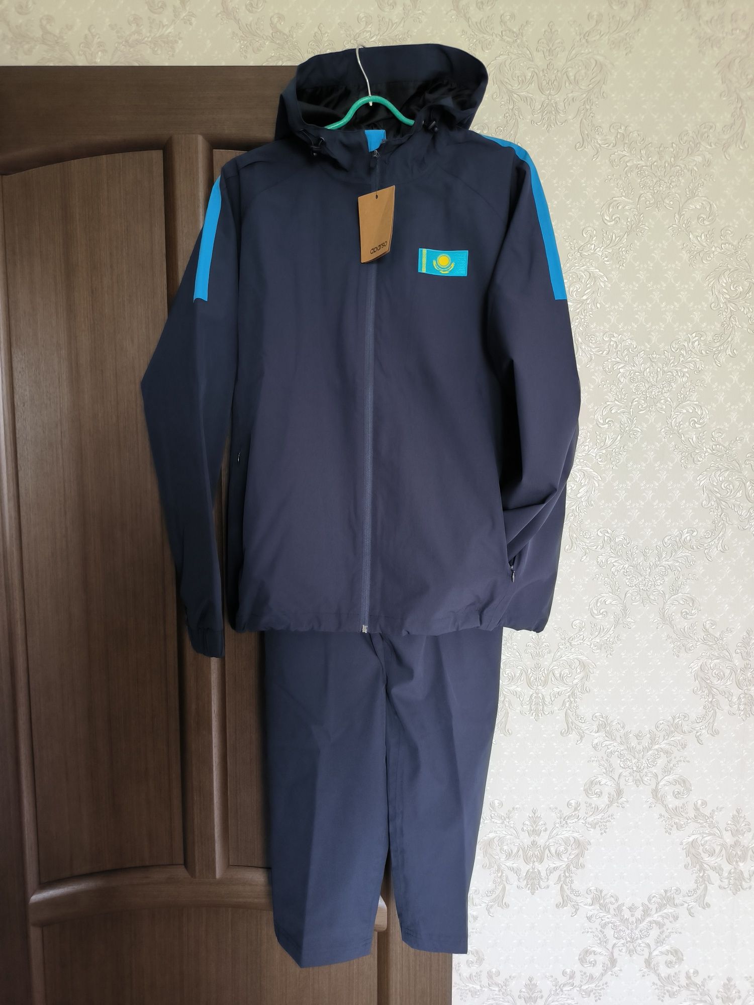 Спортивные костюмы