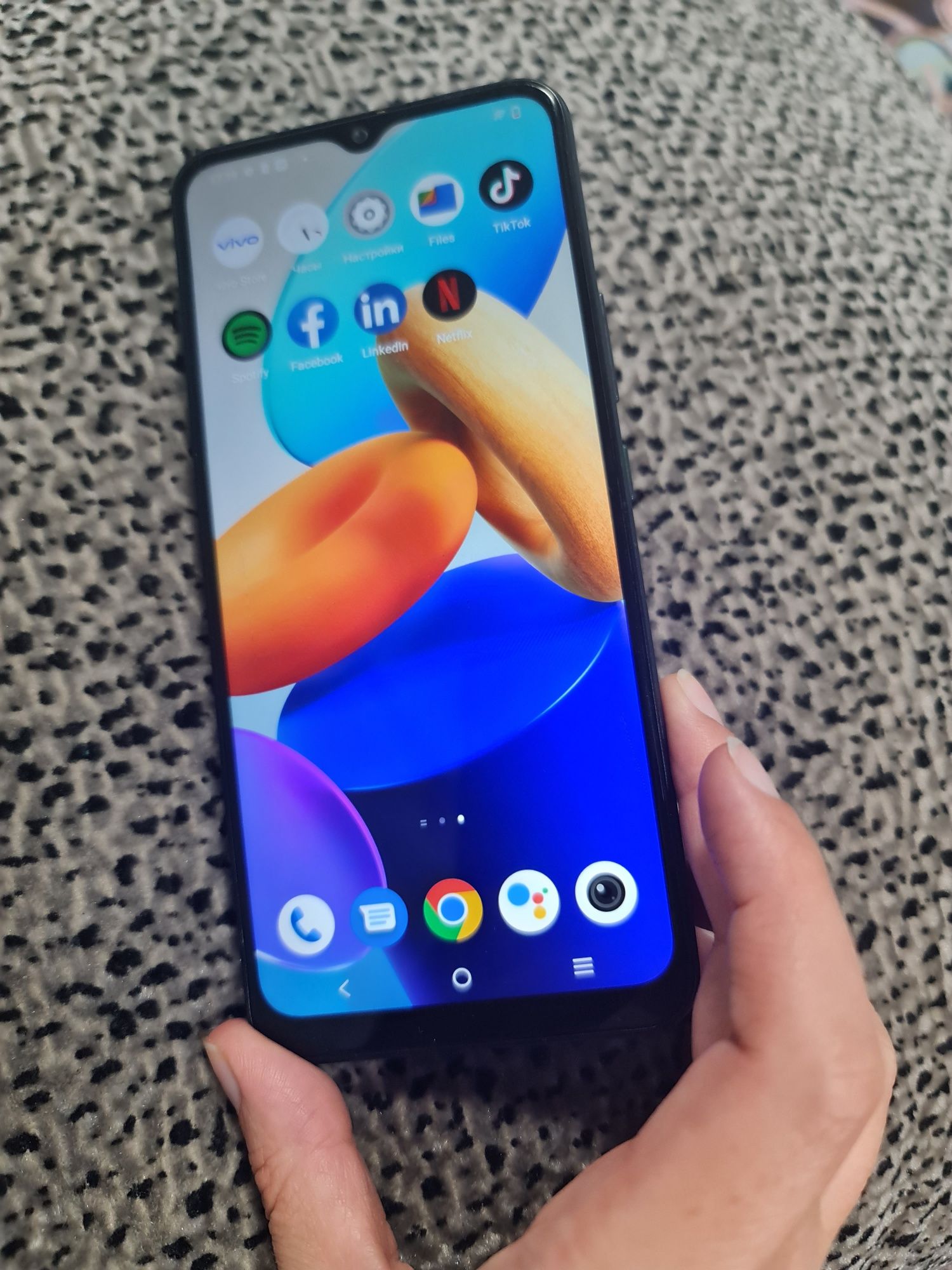 VIVO Y02t продам