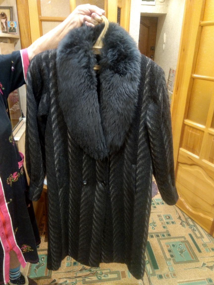Пальто зимнее женское