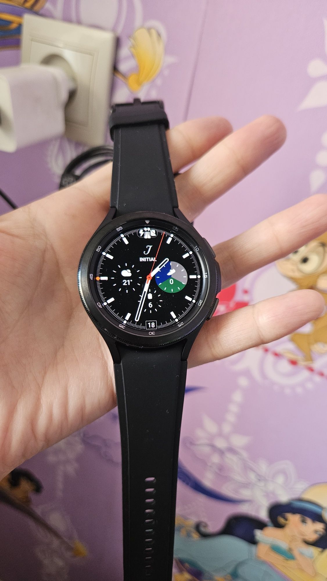 Продам Смарт-Часы GalaxyWatch4 Classik новый оригинал
