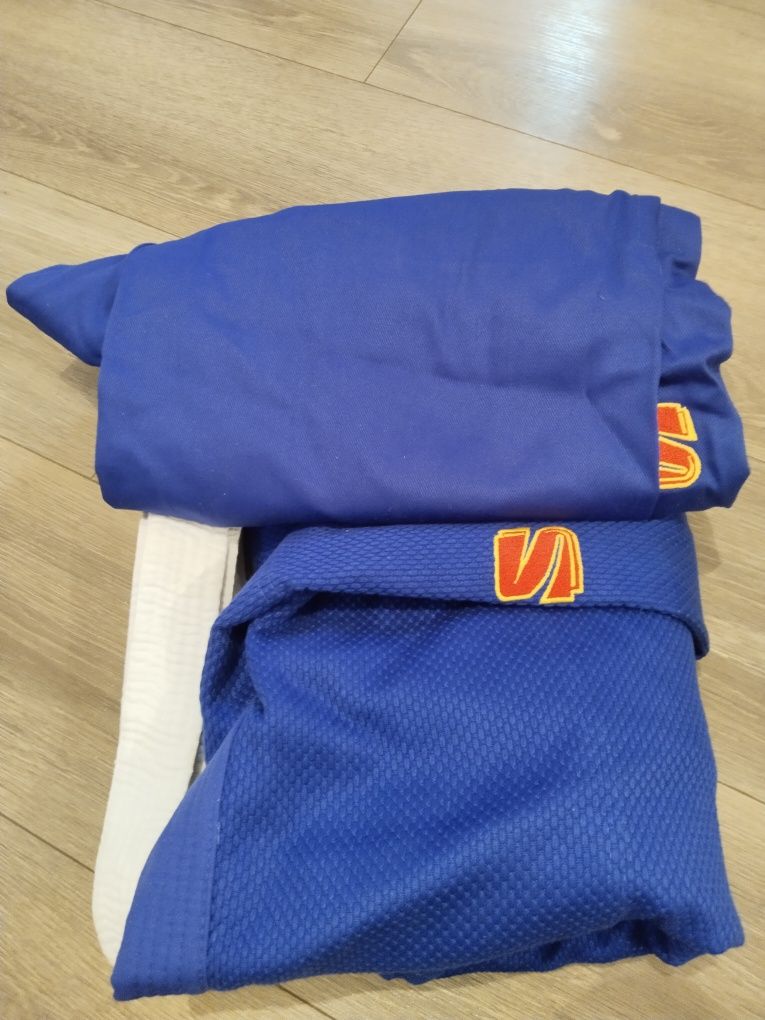 Продается кимоно