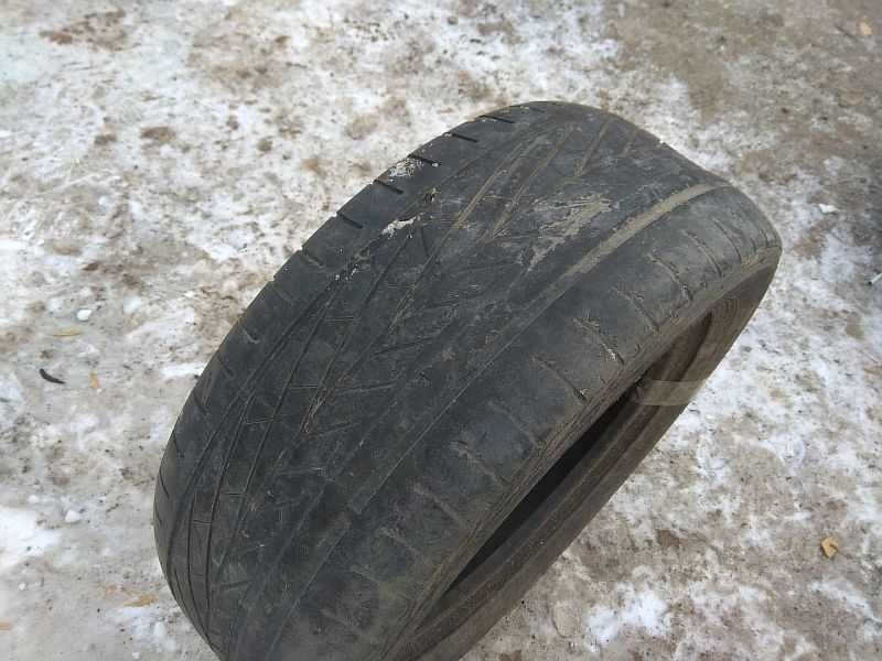 ОДНА шина 225/55 R16 - "GoodYear Excellence" (Германия), летняя.