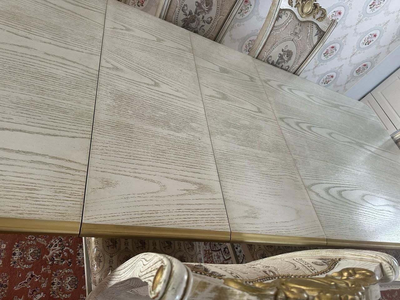 Продам стол со стульями