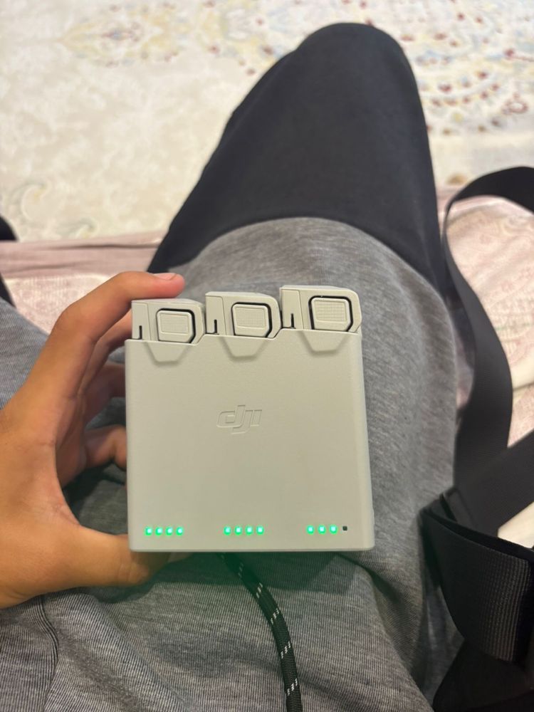 Продам дрон dji mini 3