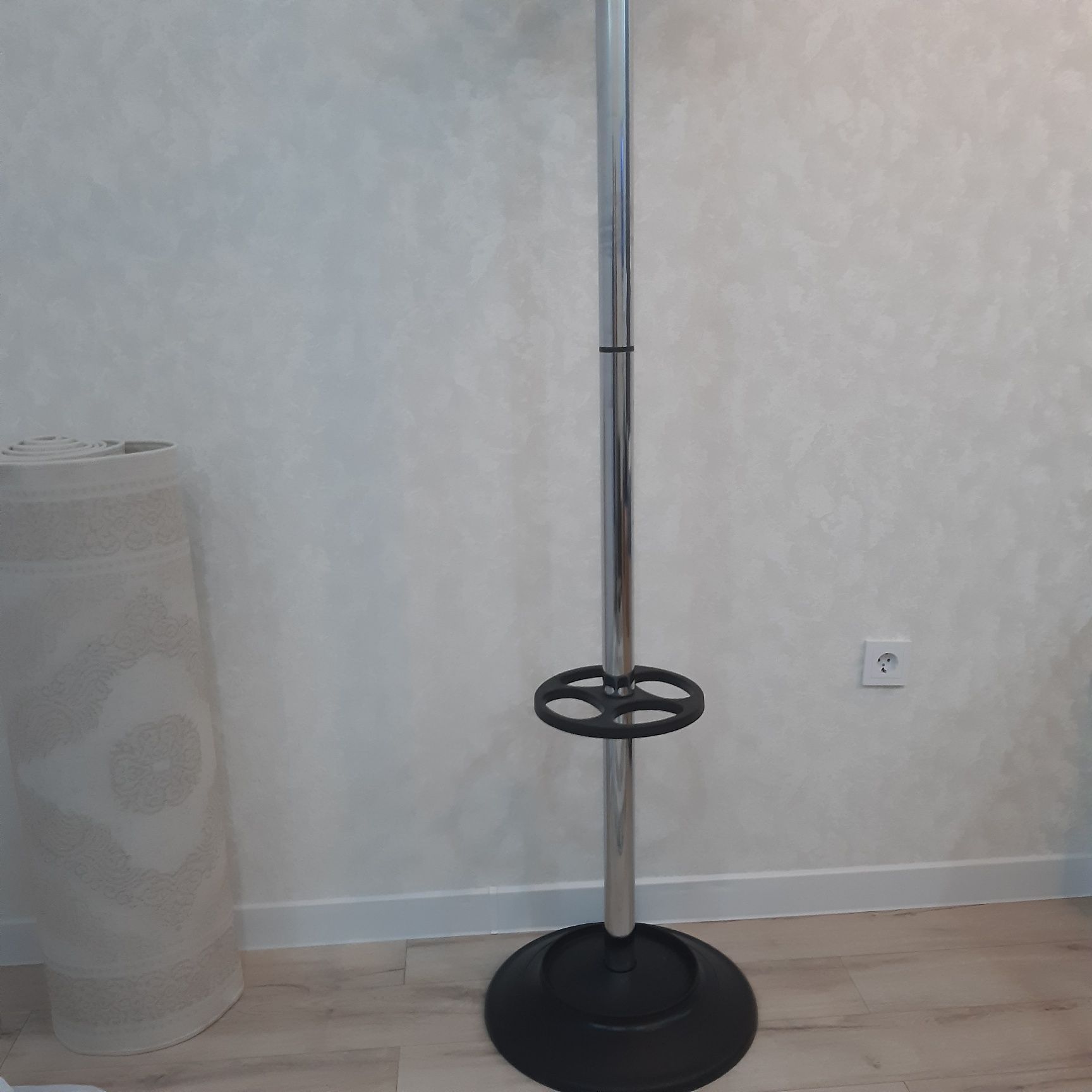 Вешалка для одежды